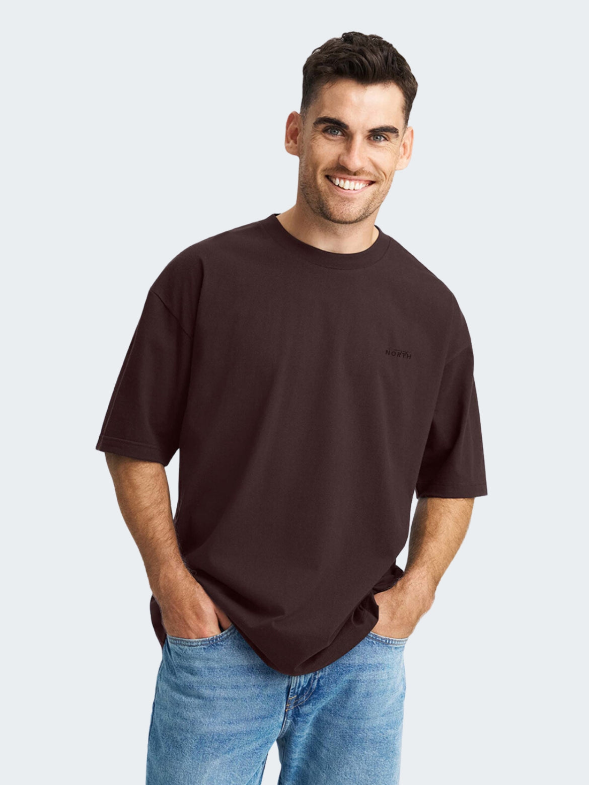Brun oversize CozyNorth T-shirt för afterski – premium kvalitet och hållbart material